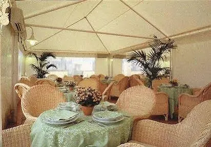 Hotel Romoli
