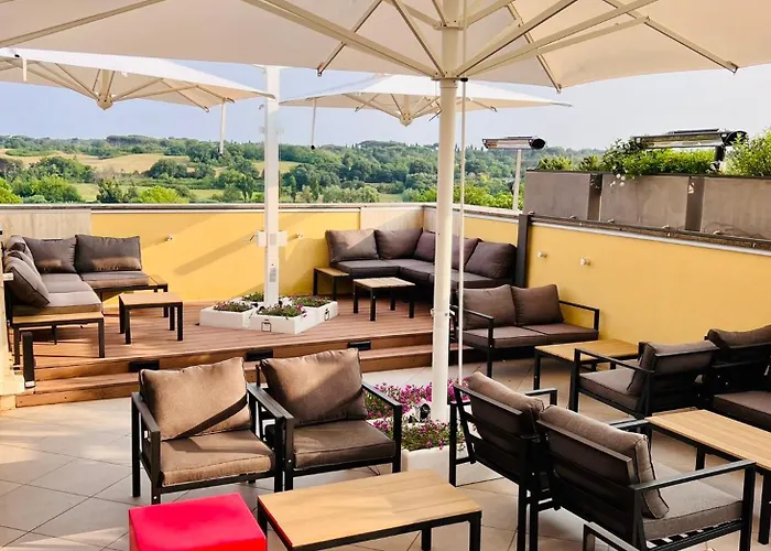 Hotel Romoli