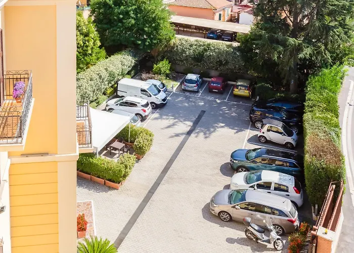 Hotel Romoli
