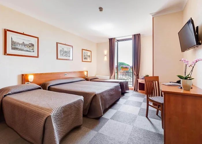 Hotel Romoli