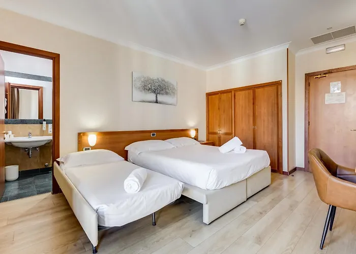 Hotel Romoli 3*