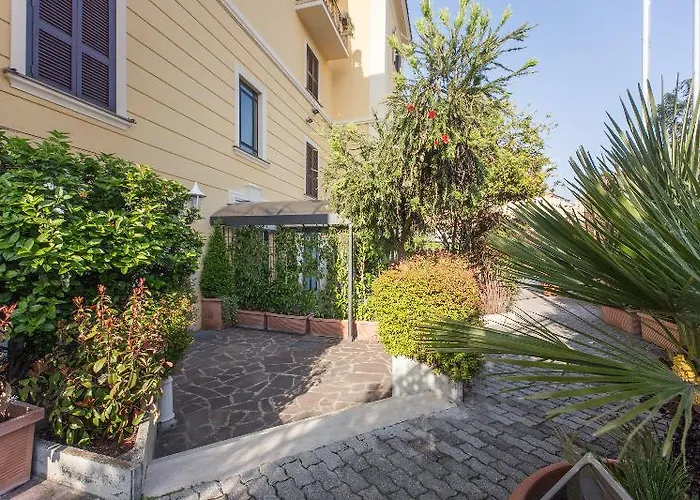 Romoli Hotel 3*