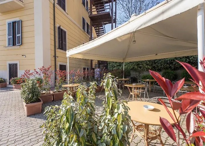 Hotel Romoli 3*